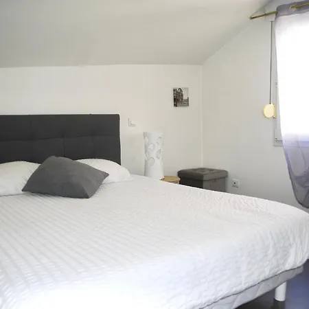 Mezzanine Pétillante Apartman *